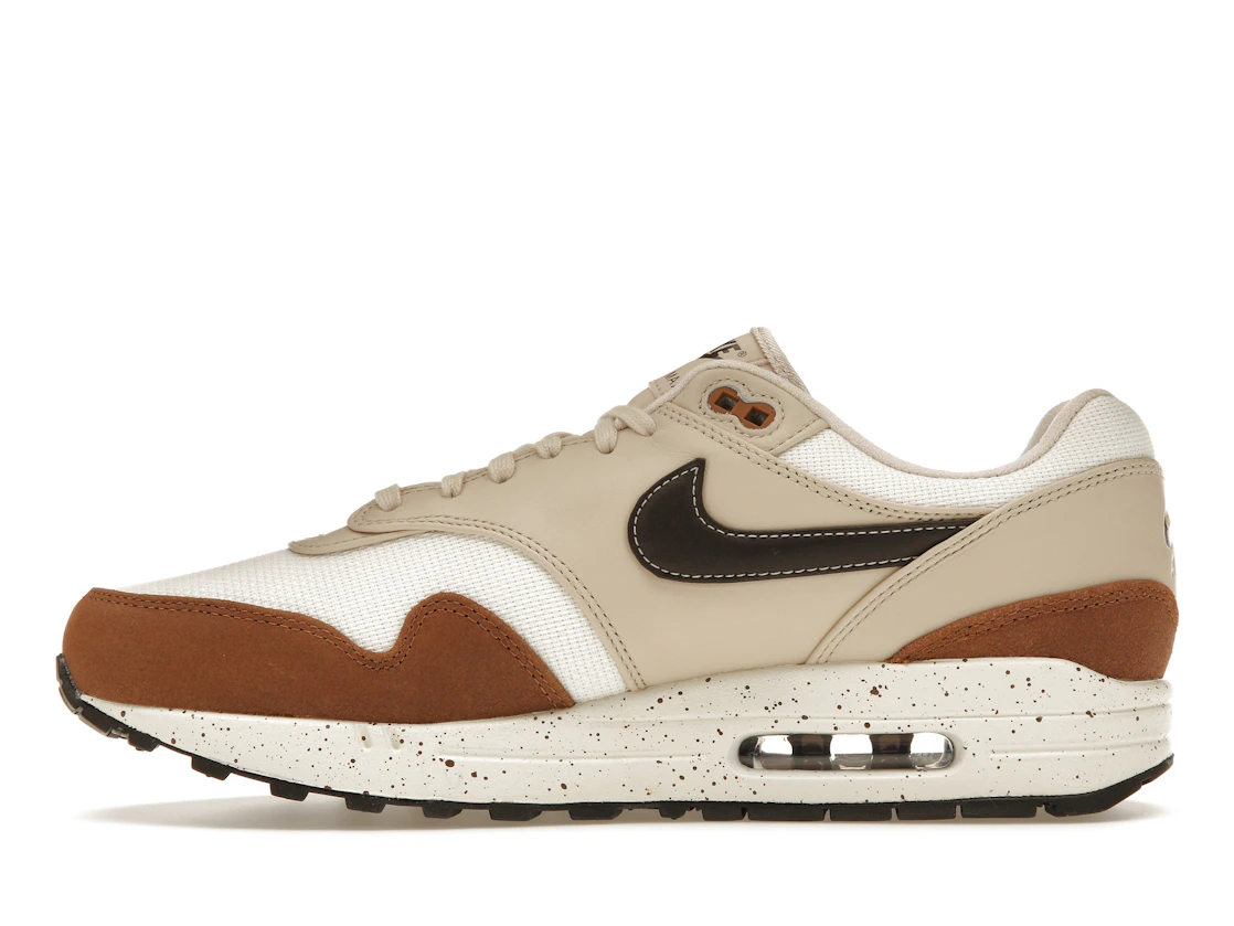 Vue 19 de Nike Air Max 1 '87 Velvet Brown 