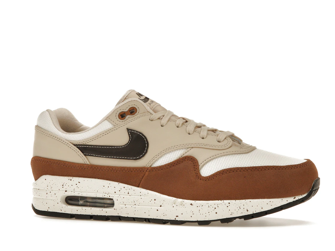 Vue 3 de Nike Air Max 1 '87 Velvet Brown 