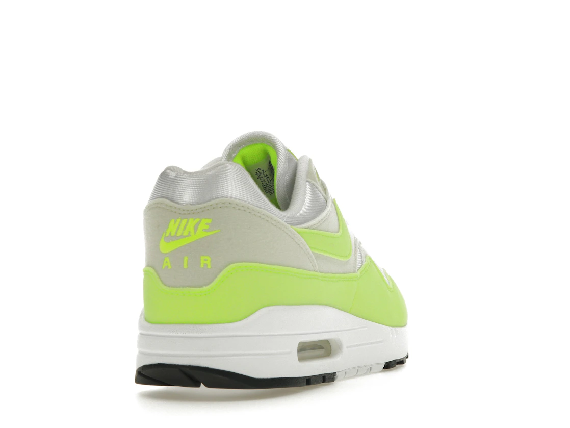 Vue 30 de Nike Air Max 1 '87 Volt Suede 