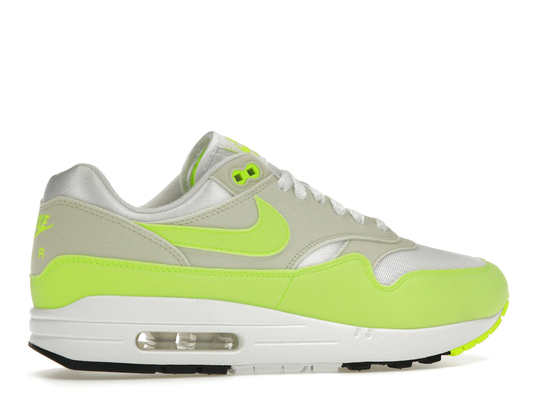 Vue 35 de Nike Air Max 1 '87 Volt Suede 