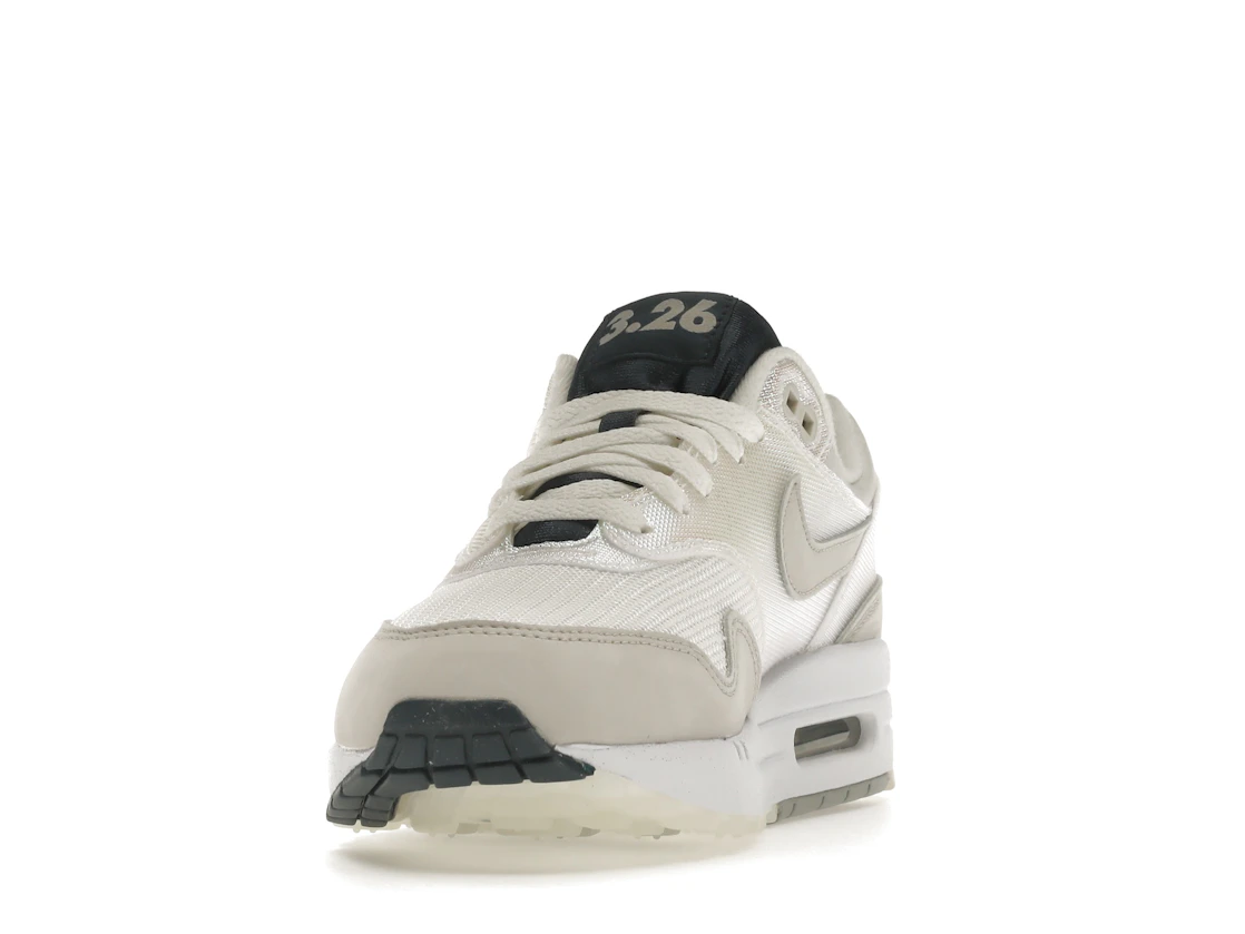 Vue 12 de Nike Air Max 1 AMD La Ville Lumière 