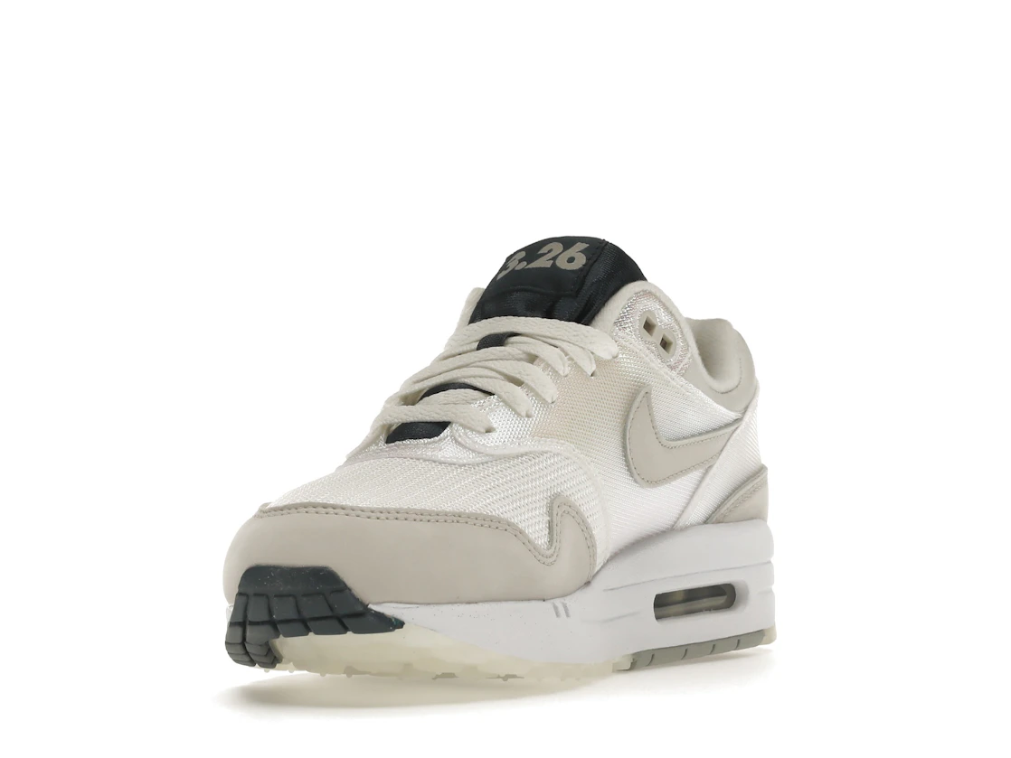 Vue 13 de Nike Air Max 1 AMD La Ville Lumière 