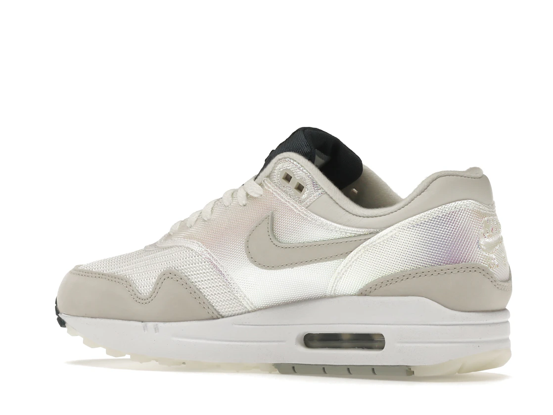 Vue 22 de Nike Air Max 1 AMD La Ville Lumière 