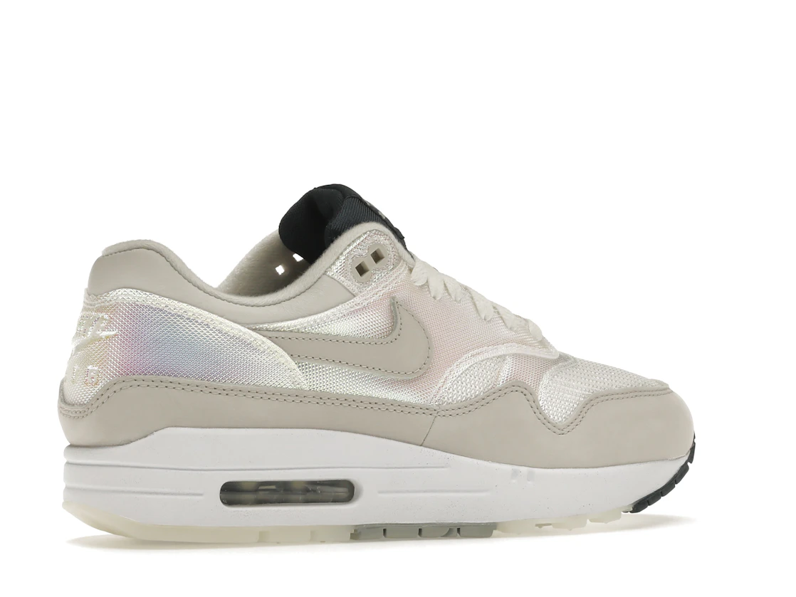 Vue 34 de Nike Air Max 1 AMD La Ville Lumière 