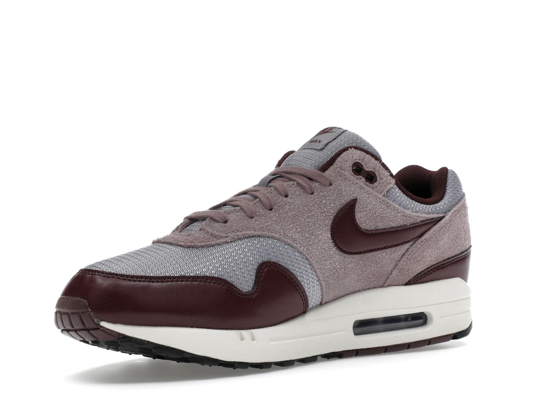 Vue 15 de Nike Air Max 1 Essential PRM Cement Grey Burgundy Crush