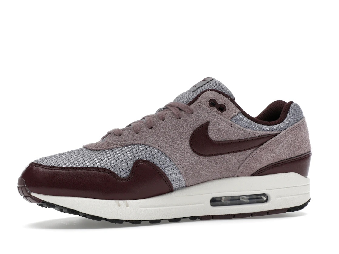 Vue 17 de Nike Air Max 1 Essential PRM Cement Grey Burgundy Crush