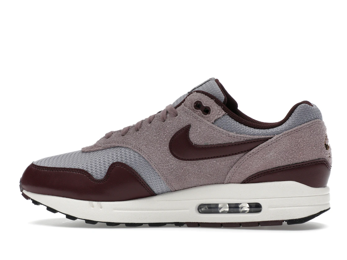 Vue 20 de Nike Air Max 1 Essential PRM Cement Grey Burgundy Crush
