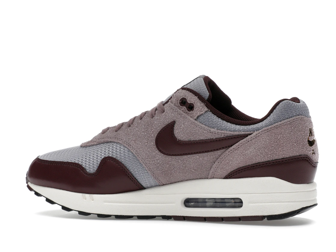 Vue 21 de Nike Air Max 1 Essential PRM Cement Grey Burgundy Crush