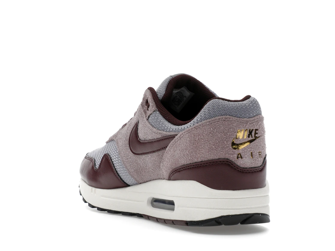 Vue 25 de Nike Air Max 1 Essential PRM Cement Grey Burgundy Crush