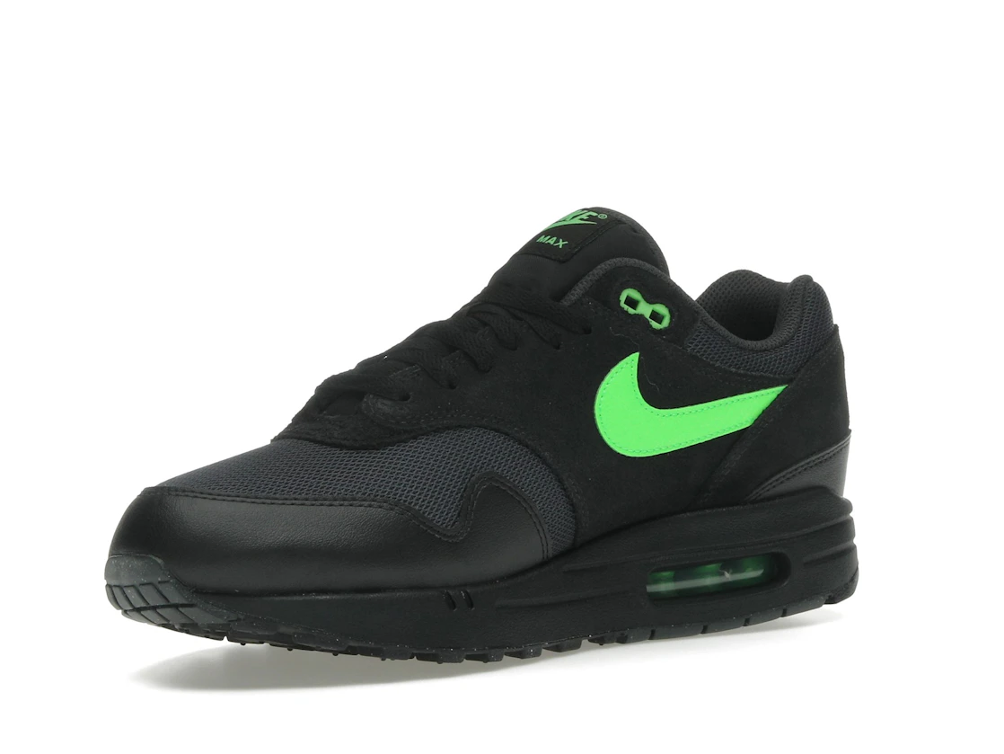 Vue 15 de Nike Air Max 1 Essential Black Green Strike