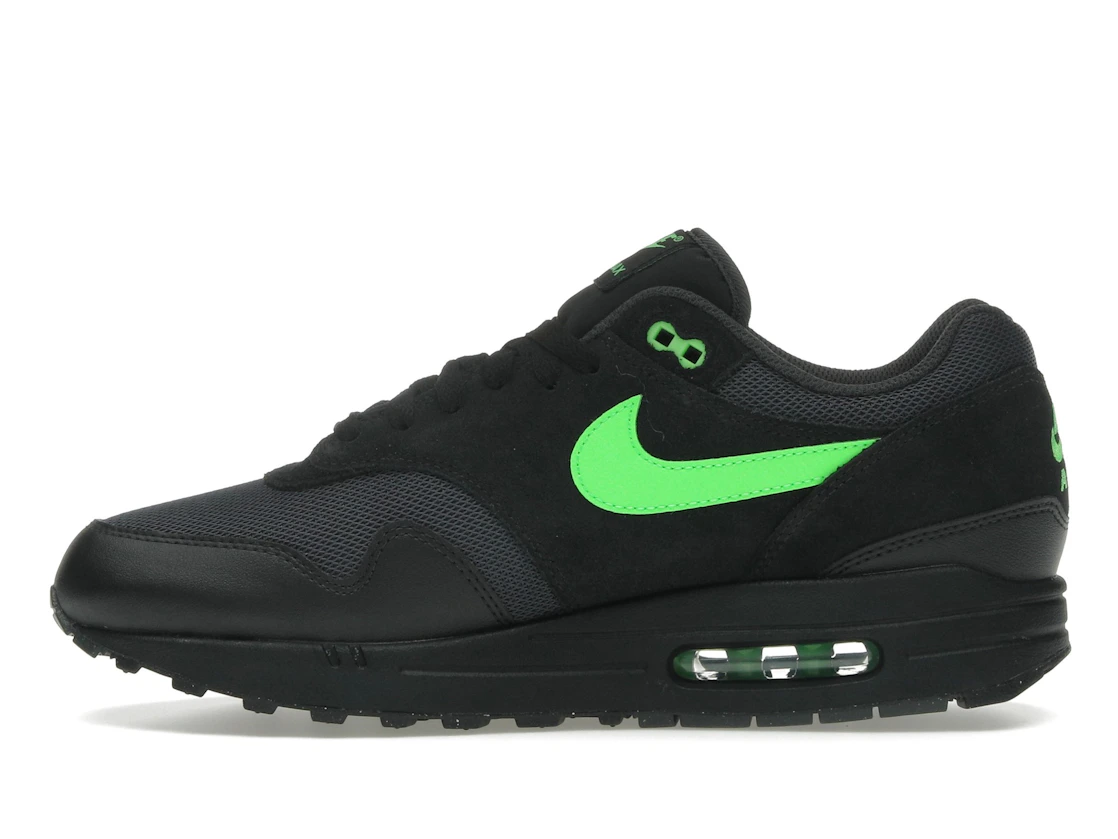 Vue 19 de Nike Air Max 1 Essential Black Green Strike