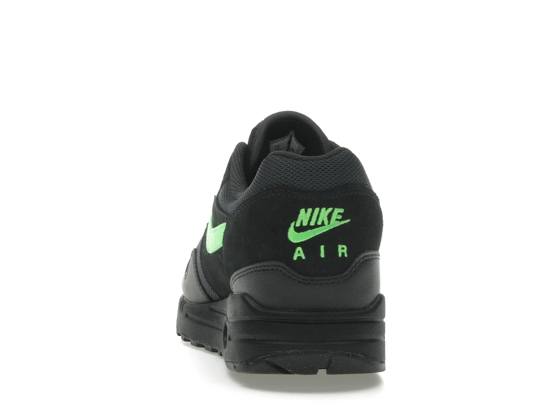 Vue 27 de Nike Air Max 1 Essential Black Green Strike