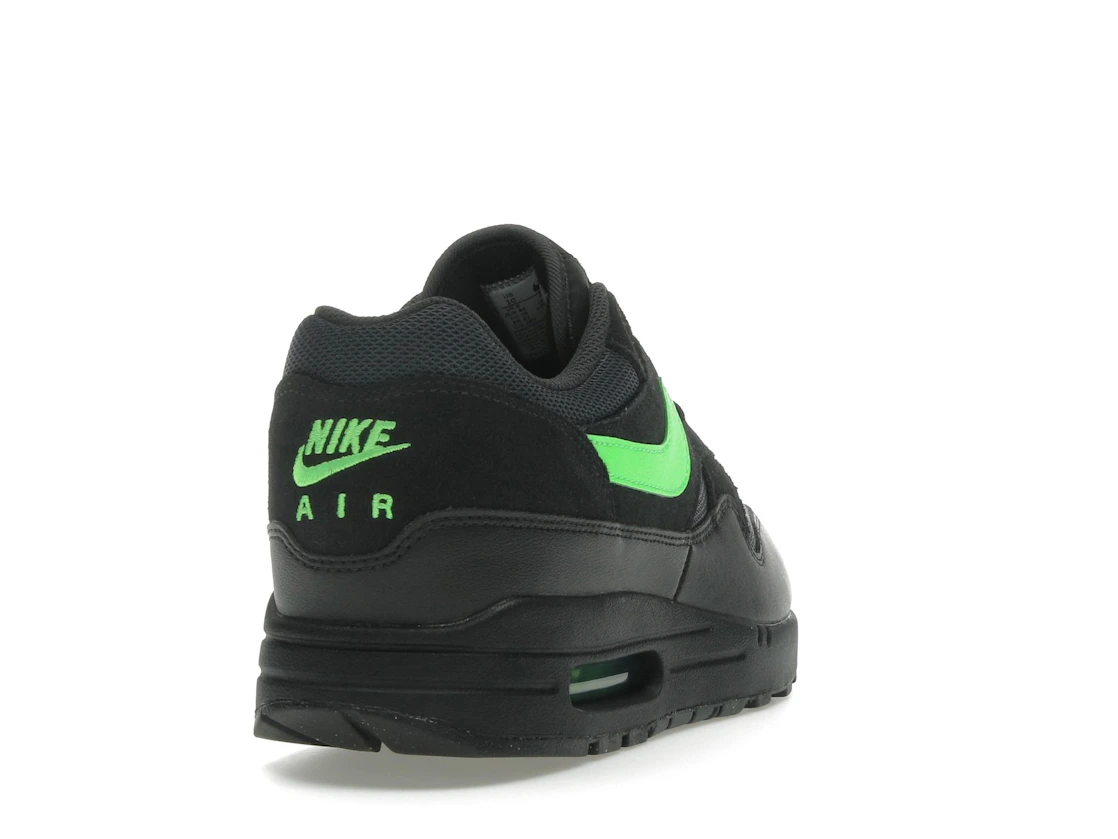 Vue 30 de Nike Air Max 1 Essential Black Green Strike