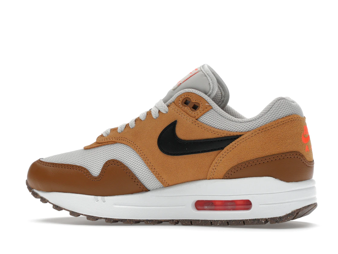 Vue 21 de Nike Air Max 1 Essential British Tan Light Bone
