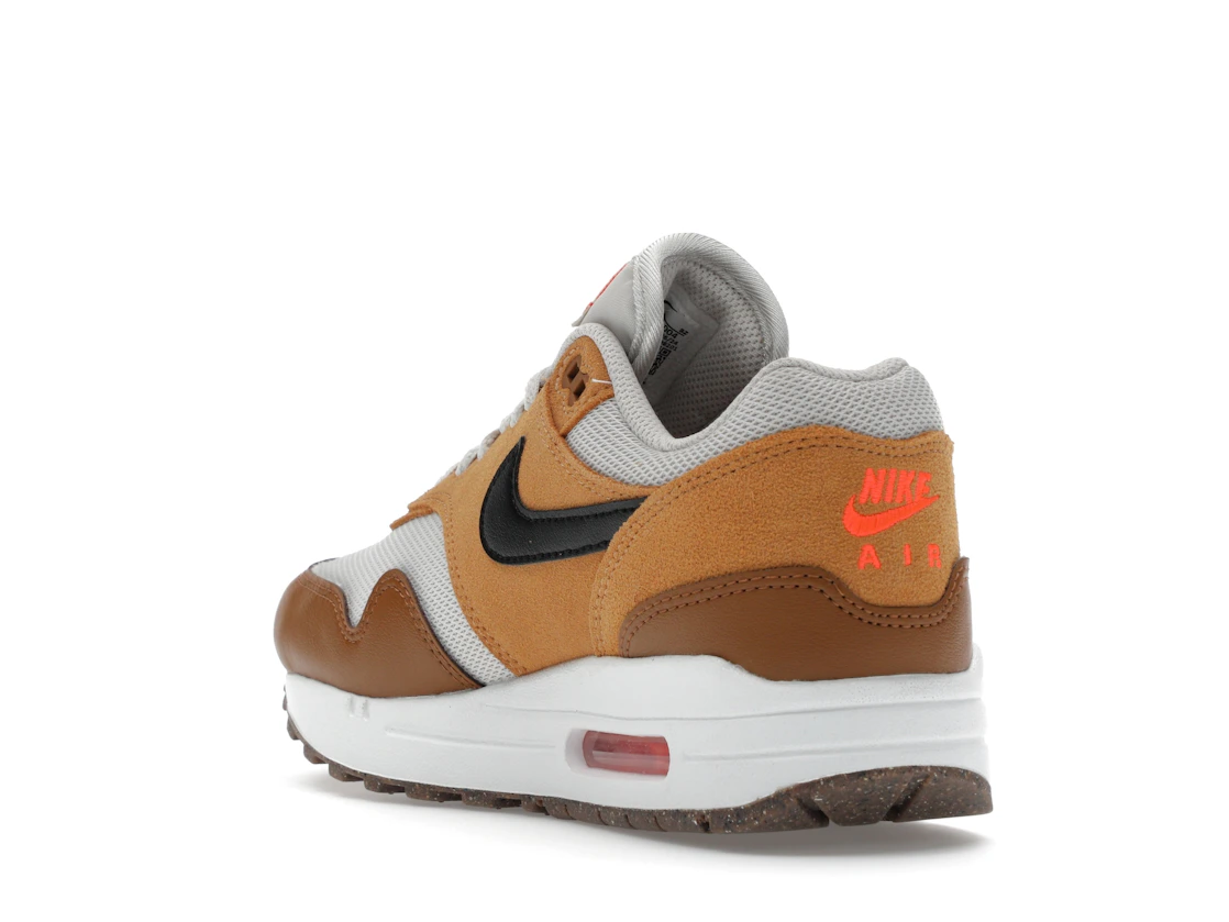 Vue 25 de Nike Air Max 1 Essential British Tan Light Bone