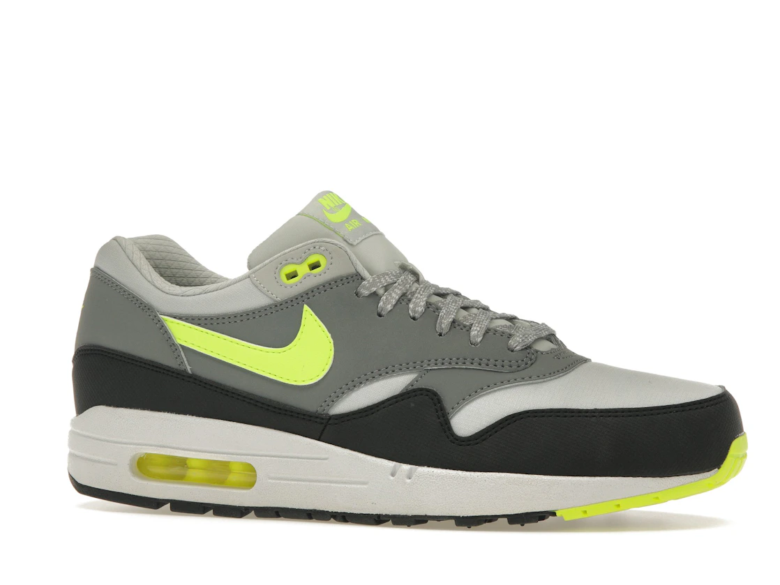 Vue 3 de Nike Air Max 1 Essential Dusty Grey Volt Cool Grey Black