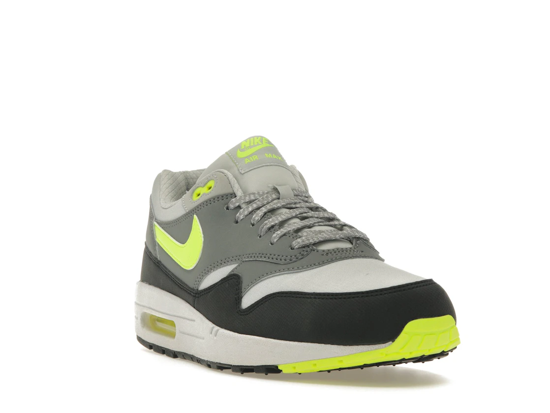 Vue 7 de Nike Air Max 1 Essential Dusty Grey Volt Cool Grey Black