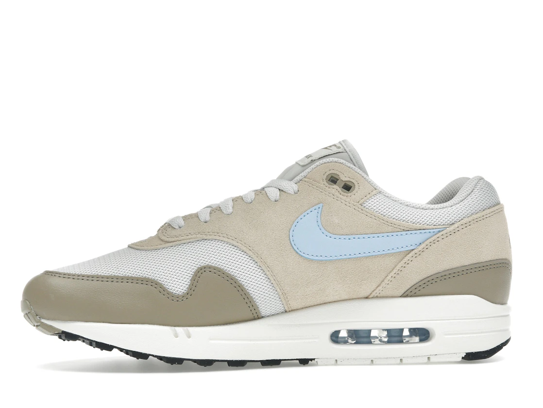 Vue 18 de Nike Air Max 1 Essential Light Bone/Psychic Blue