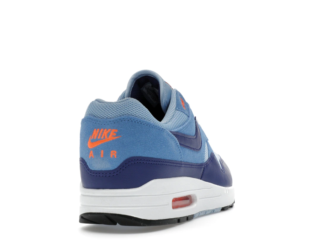 Vue 30 de Nike Air Max 1 Essential Psychic Blue