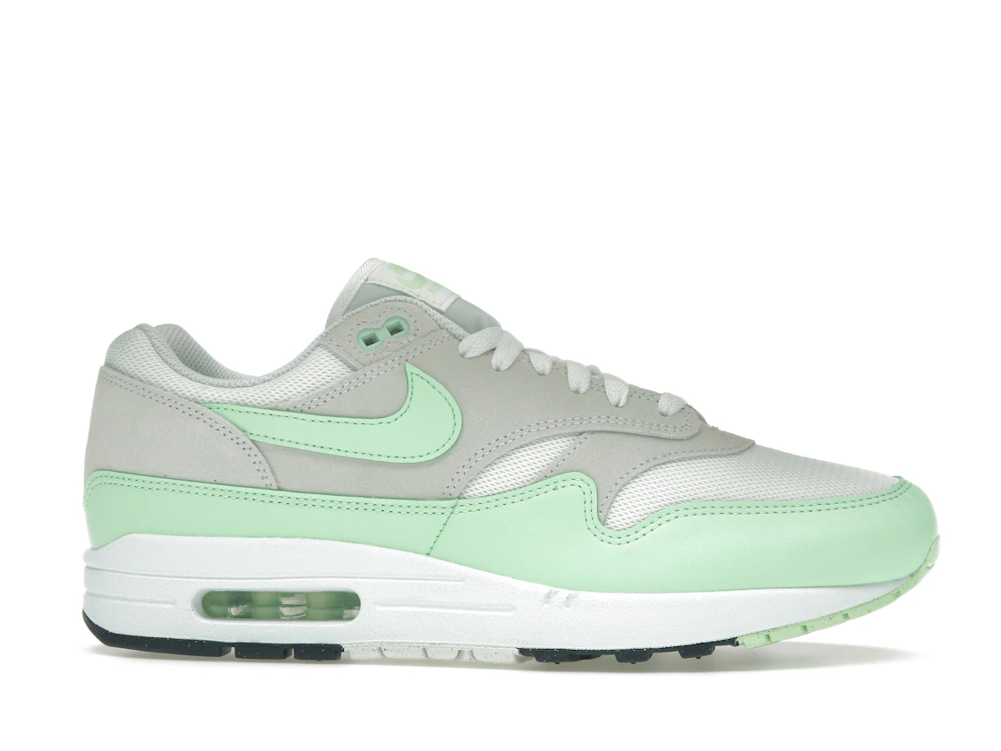 Vue 2 de Nike Air Max 1 Essential Summit White Photon Dust Vapor Green