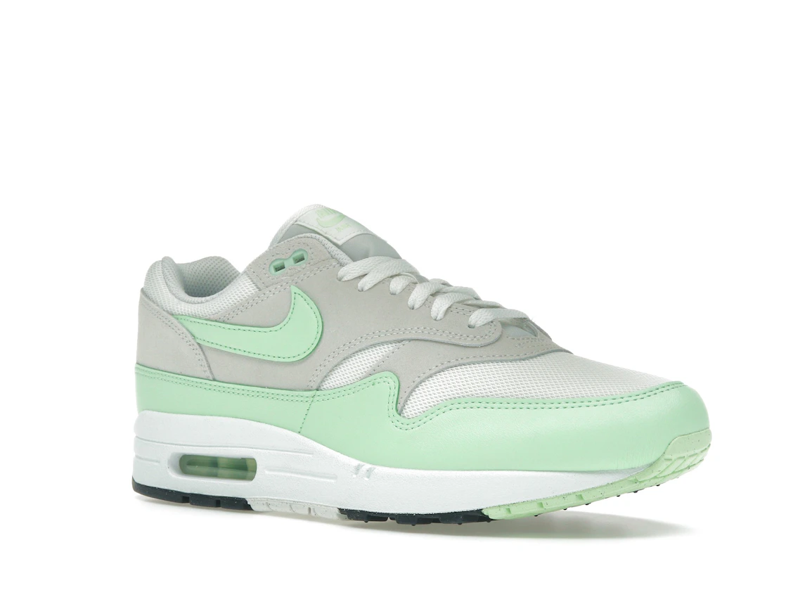 Vue 5 de Nike Air Max 1 Essential Summit White Photon Dust Vapor Green