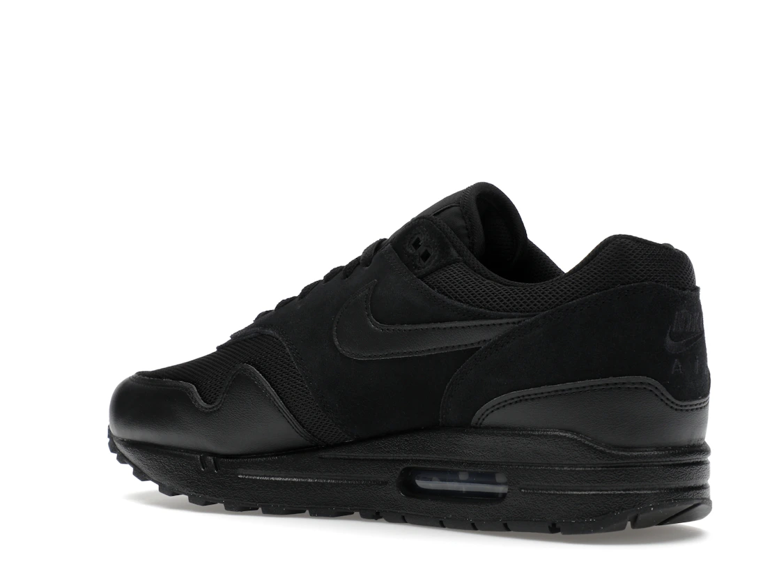 Vue 23 de Nike Air Max 1 Essential Triple Black