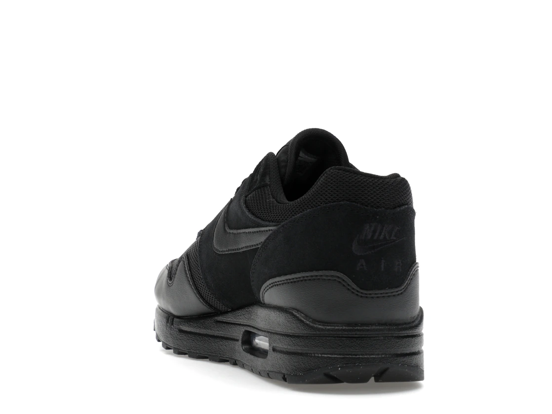Vue 26 de Nike Air Max 1 Essential Triple Black