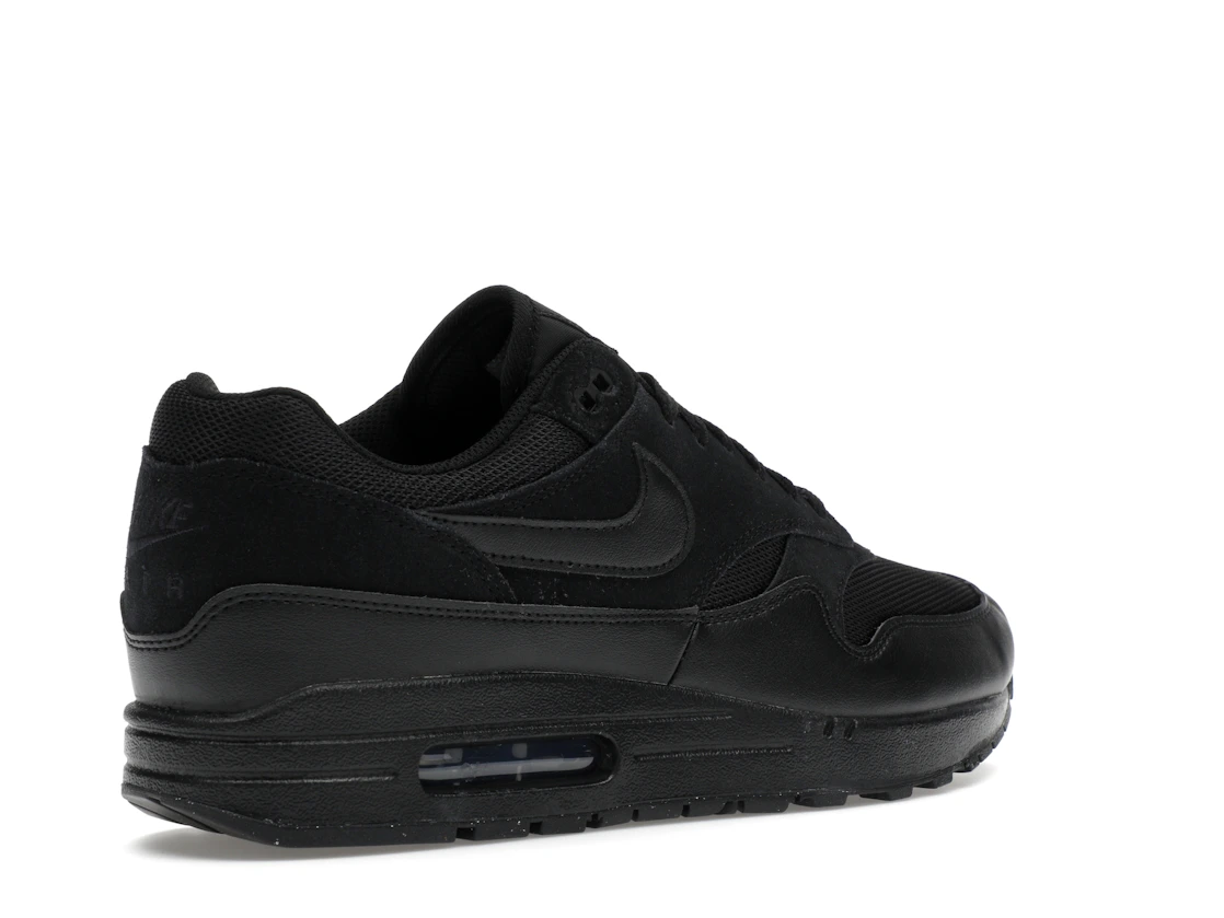 Vue 33 de Nike Air Max 1 Essential Triple Black