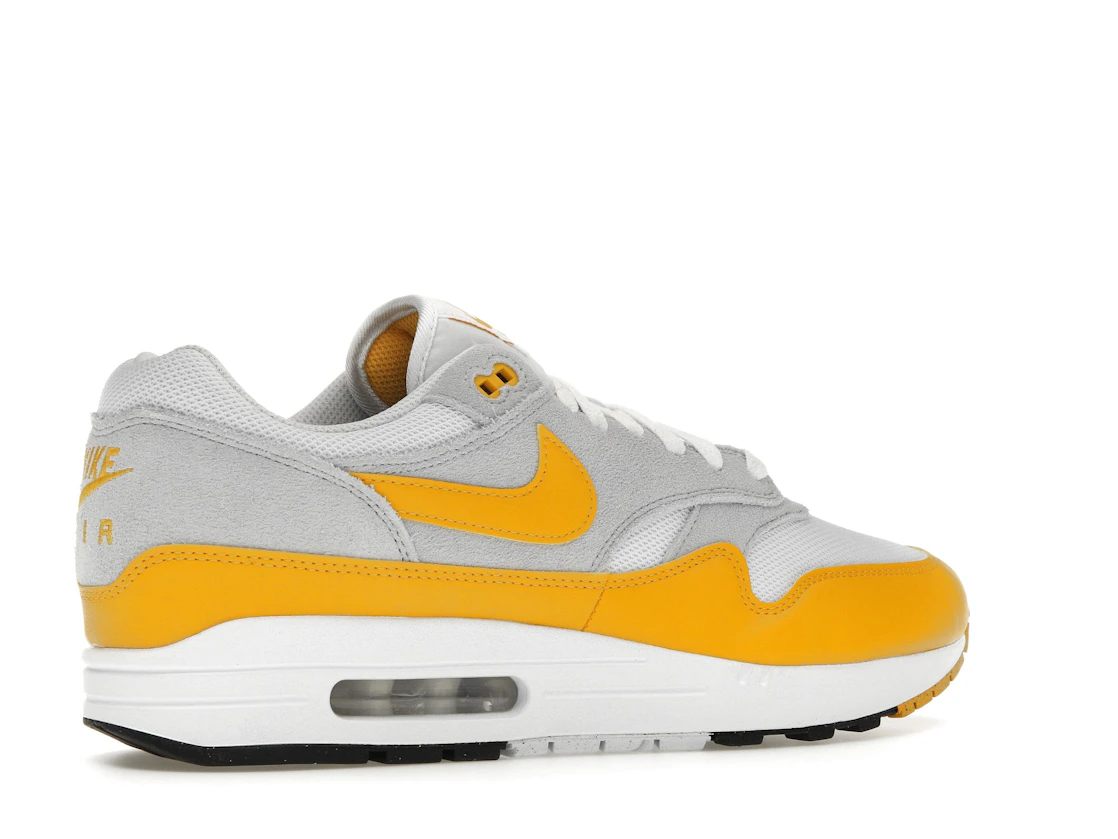 Vue 34 de Nike Air Max 1 Essential University Gold
