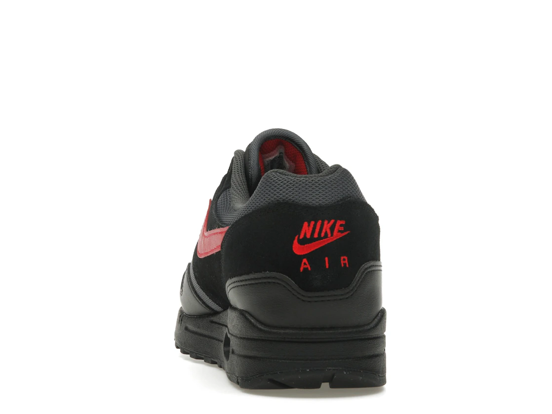 Vue 27 de Nike Air Max 1 Essential Vamps