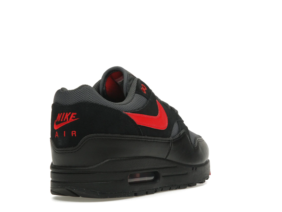 Vue 31 de Nike Air Max 1 Essential Vamps