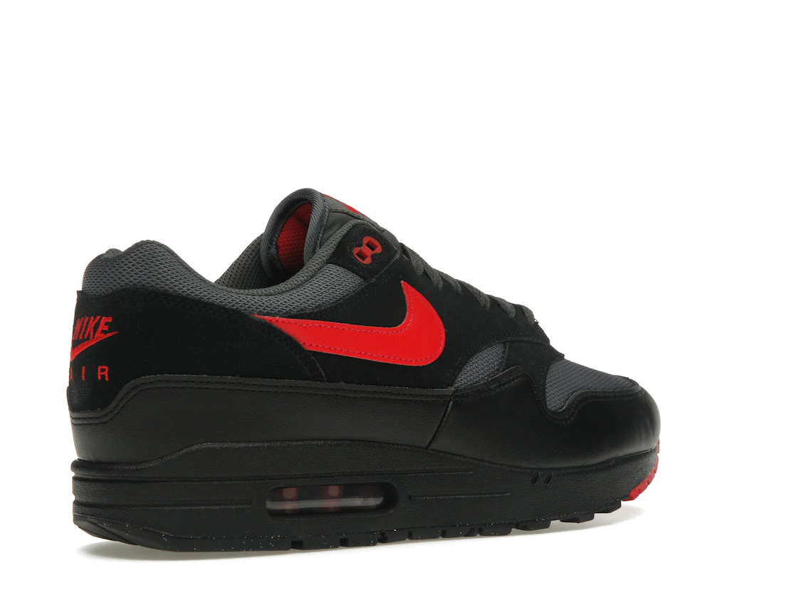 Vue 33 de Nike Air Max 1 Essential Vamps