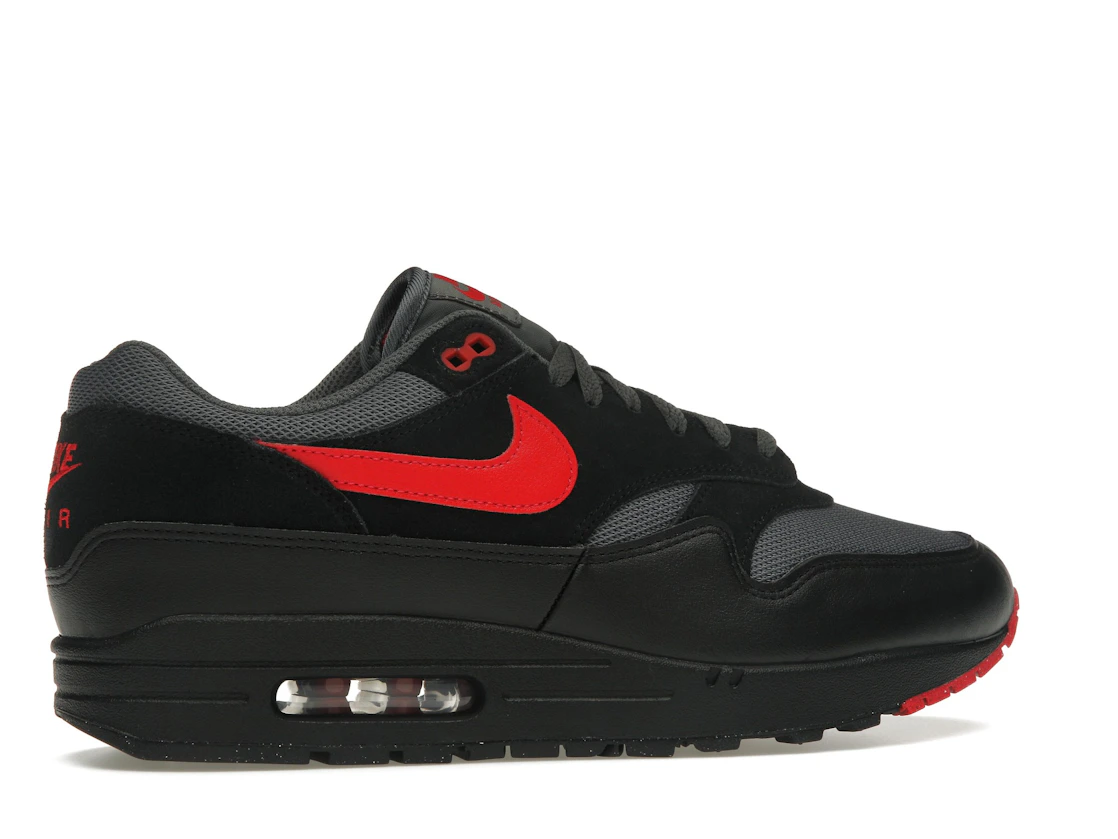 Vue 35 de Nike Air Max 1 Essential Vamps