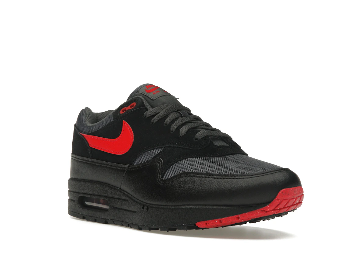 Vue 6 de Nike Air Max 1 Essential Vamps