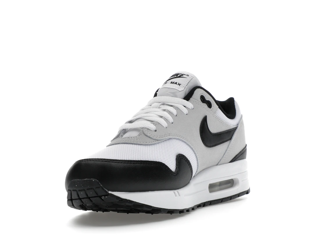 Vue 13 de Nike Air Max 1 Essential White Pure Platinum Black