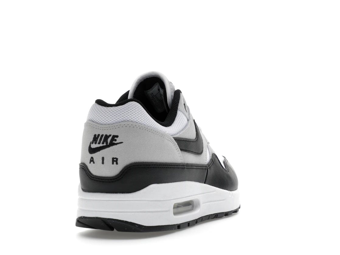 Vue 30 de Nike Air Max 1 Essential White Pure Platinum Black