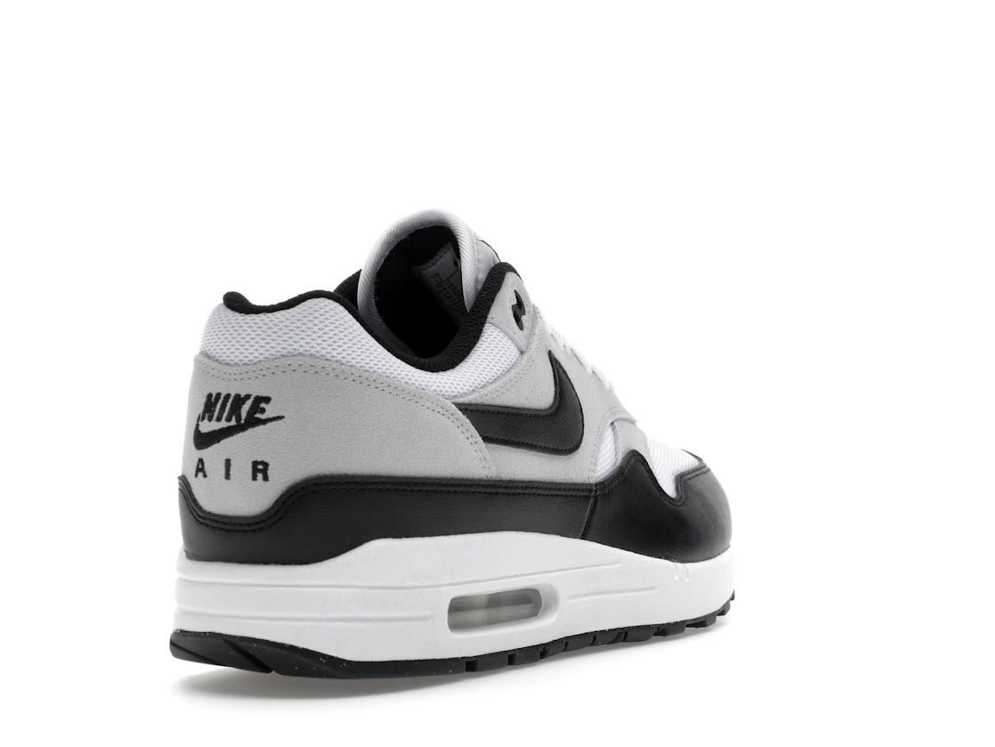 Vue 31 de Nike Air Max 1 Essential White Pure Platinum Black
