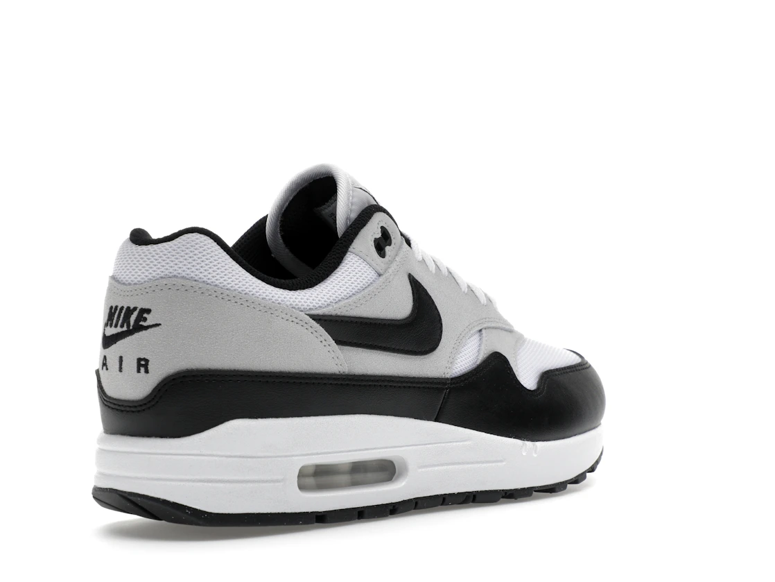 Vue 32 de Nike Air Max 1 Essential White Pure Platinum Black
