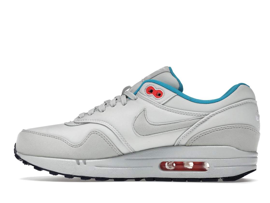 Vue 20 de Nike Air Max 1 FB Pure Platinum