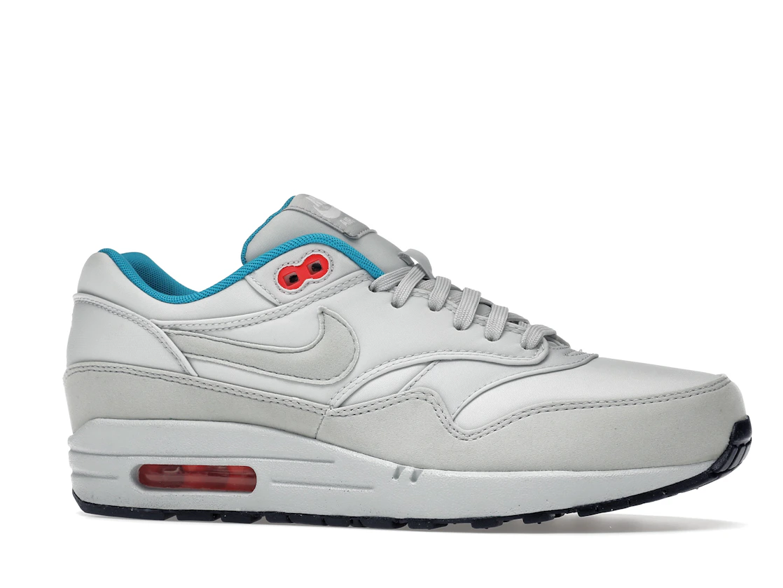 Vue 3 de Nike Air Max 1 FB Pure Platinum