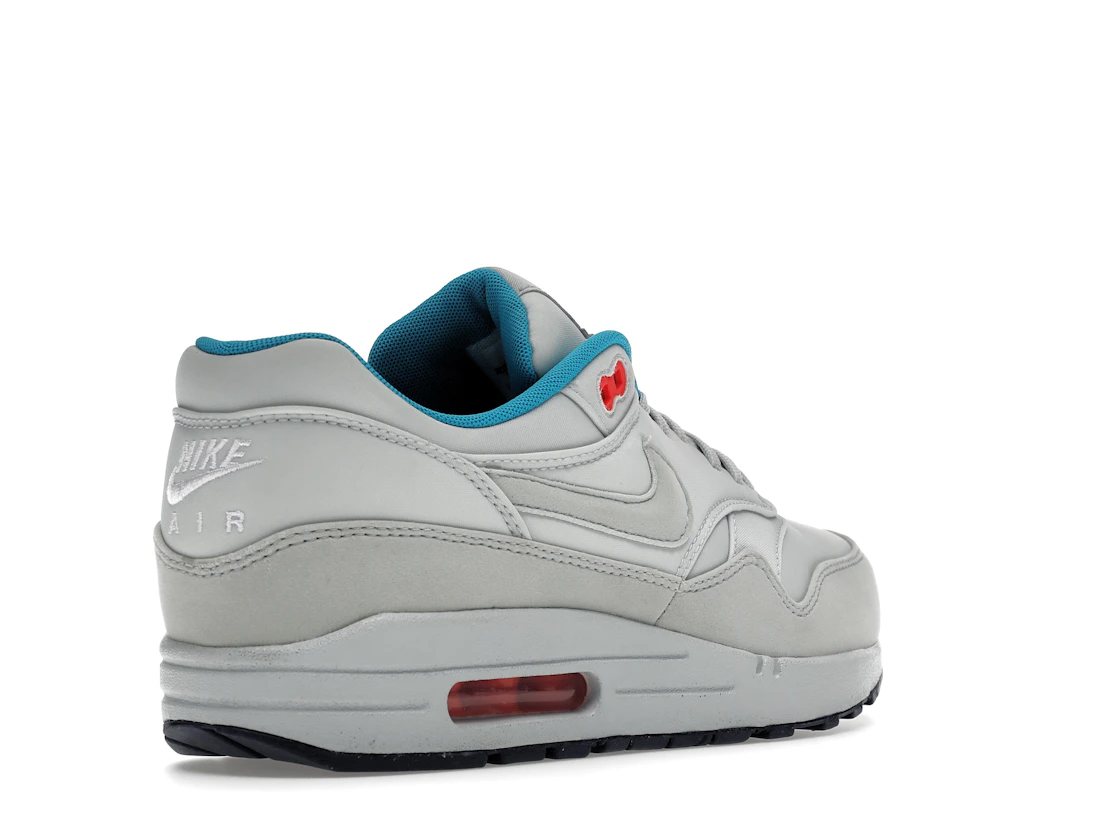 Vue 32 de Nike Air Max 1 FB Pure Platinum
