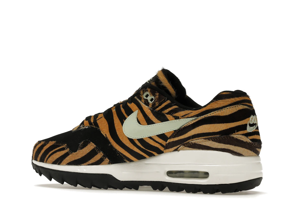 Vue 22 de Nike Air Max 1 Golf Tiger
