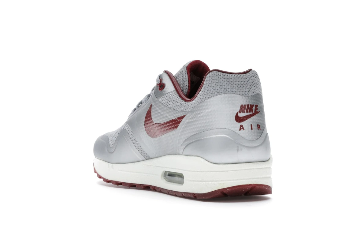 Vue 25 de Nike Air Max 1 Hyperfuse Night Track