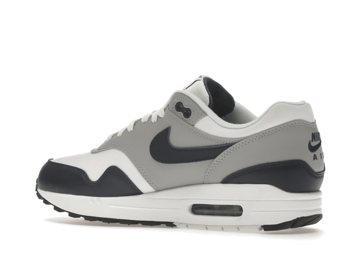 Vue 22 de Nike Air Max 1 LV8 Obsidian
