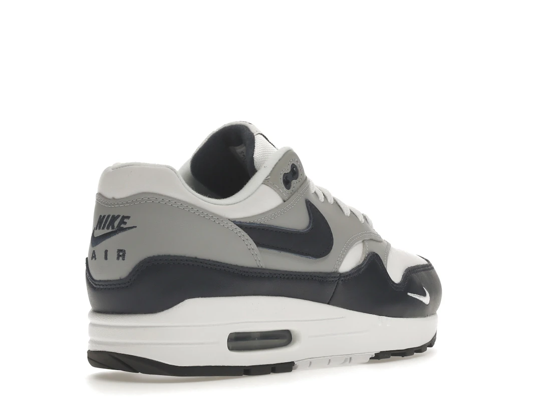 Vue 32 de Nike Air Max 1 LV8 Obsidian