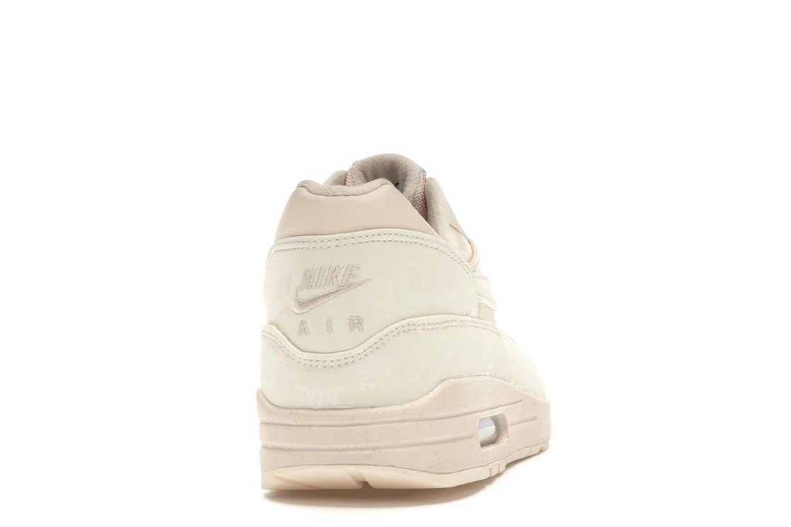 Vue 29 de Nike Air Max 1 LX Guava Ice 