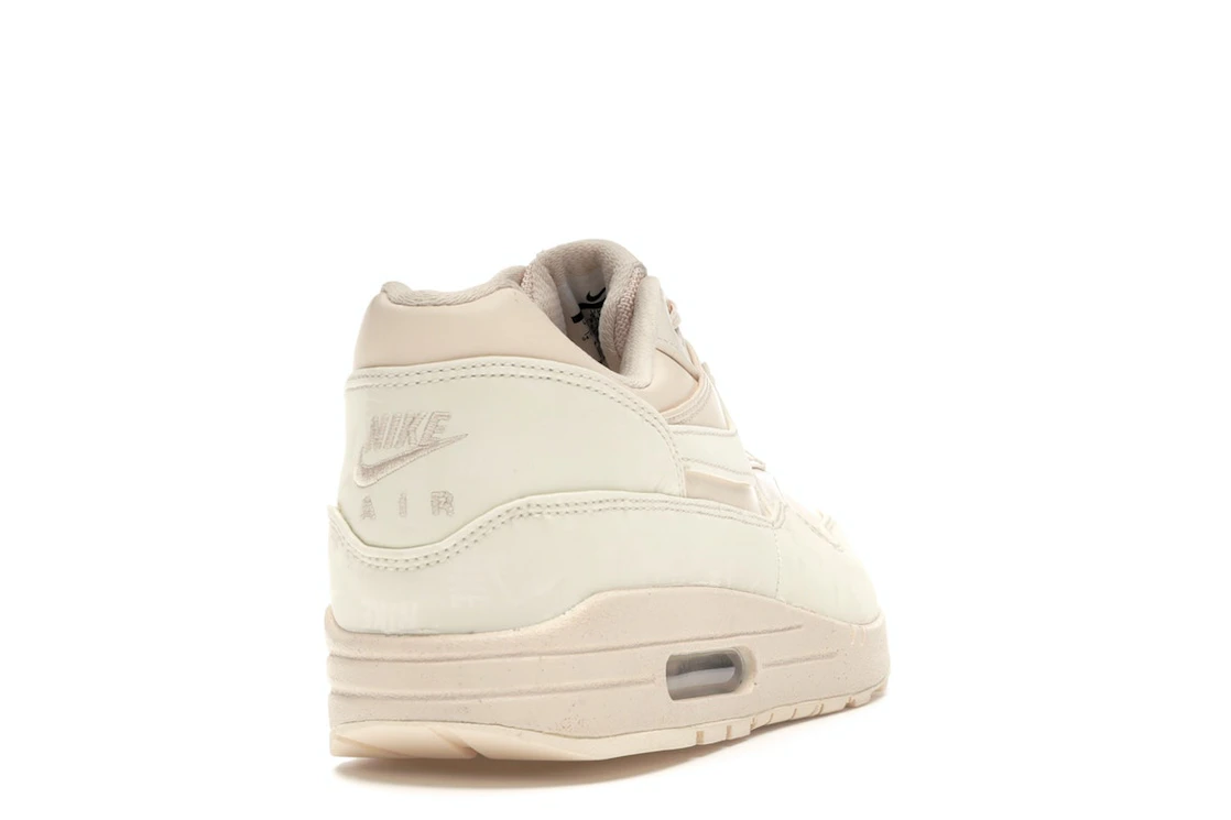 Vue 30 de Nike Air Max 1 LX Guava Ice 