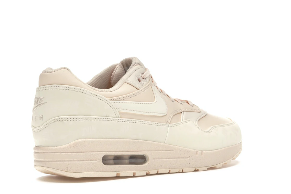 Vue 33 de Nike Air Max 1 LX Guava Ice 