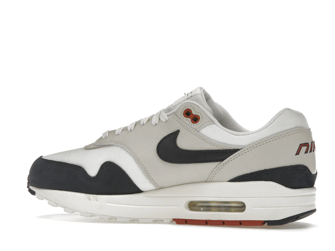Vue 21 de Nike Air Max 1 LX Obsidian Light Orewood Brown 