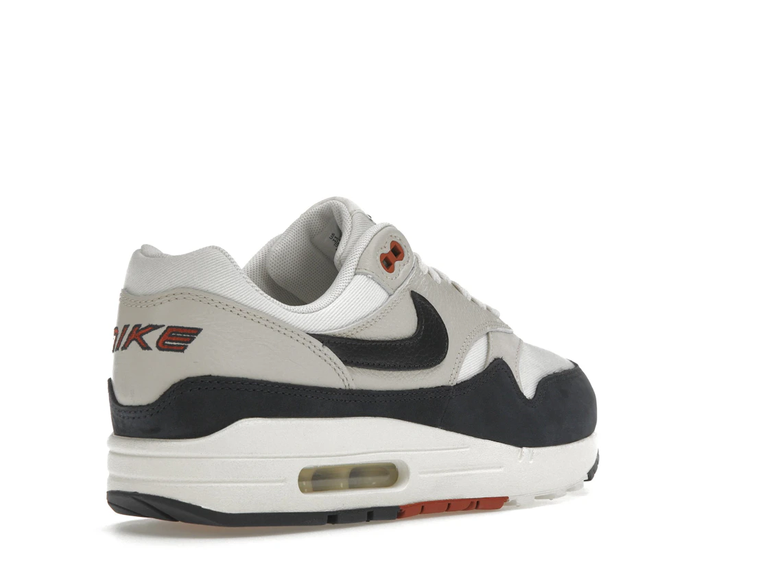 Vue 32 de Nike Air Max 1 LX Obsidian Light Orewood Brown 